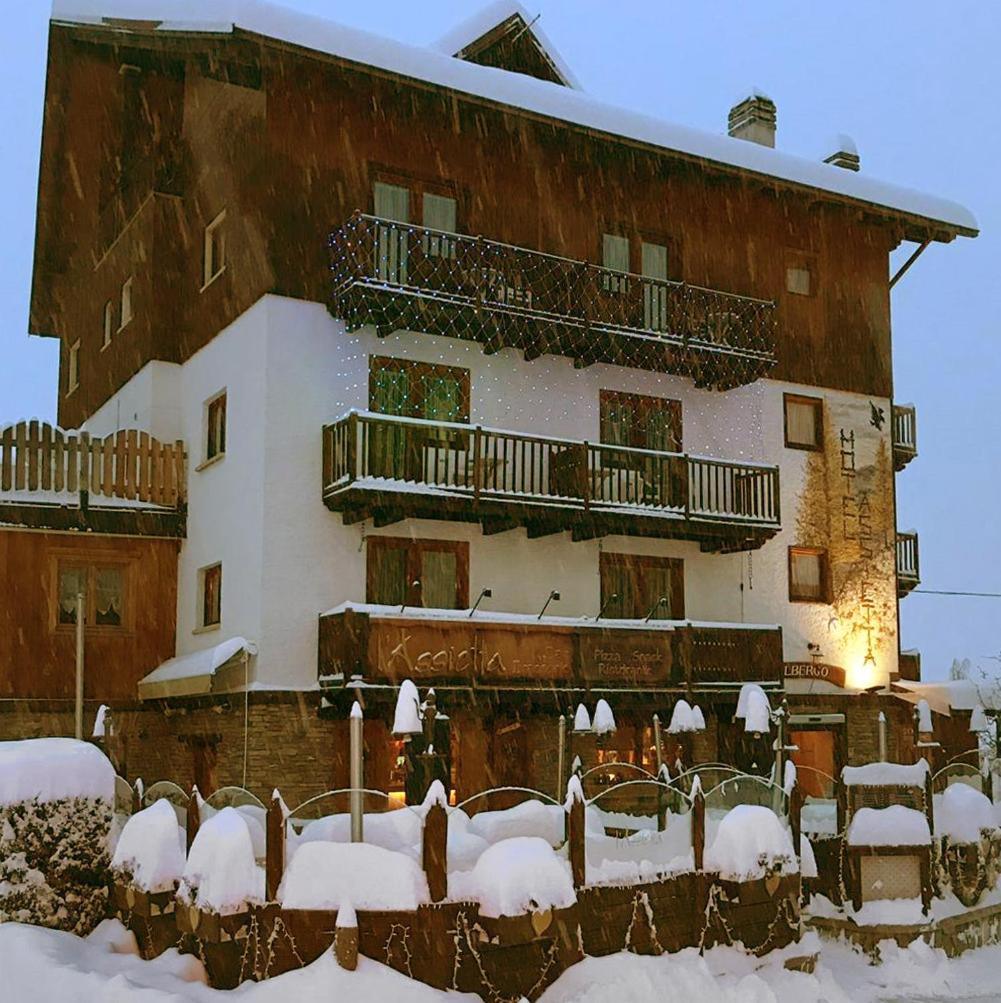 Hotel Assietta Oulx Zewnętrze zdjęcie